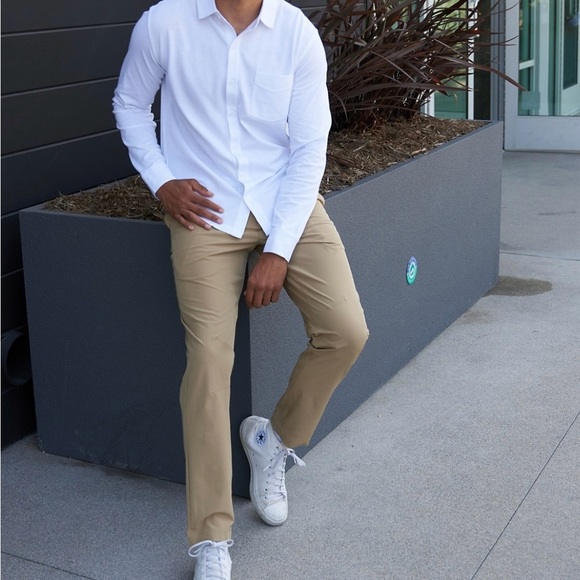 FABLETICS The Only Pant (Slim Fit) Front & Back Pockets Size 38x32 - Picture 14 of 15